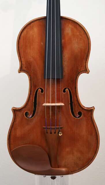 Stradivari model violin by Marios Pavlou, front